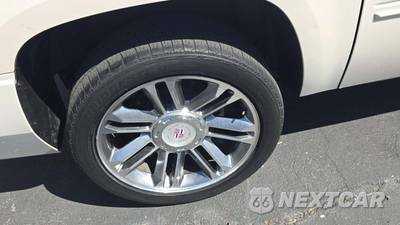 2013 Cadillac Escalade ESV Premium 1SC - zdjęcie 38 z 46 - miniatura