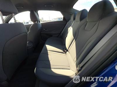 2021 Hyundai Elantra SE - zdjęcie 13 z 55 - miniatura