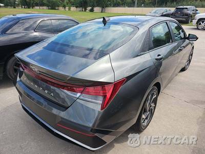 2025 Hyundai Elantra SEL Convenience - zdjęcie 2 z 8 - miniatura
