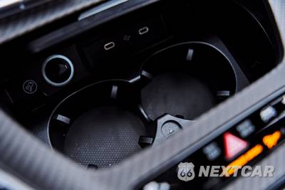 2024 Mercedes-Benz AMG GT 53 4MATIC Hatchback - zdjęcie 76 z 88 - miniatura