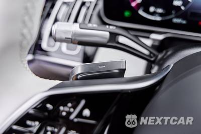 2026 Mercedes-Benz Maybach S 580 4MATIC - zdjęcie 54 z 83 - miniatura