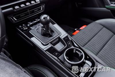 2024 Porsche 911 Carrera T - zdjęcie 63 z 79 - miniatura