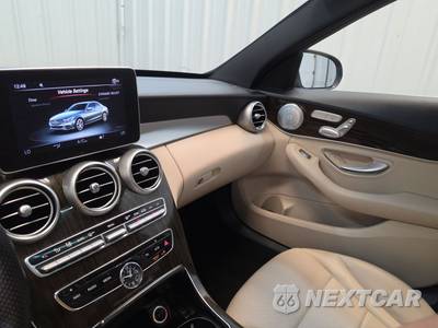 2018 Mercedes-Benz C 300 4MATIC Sedan - zdjęcie 11 z 29 - miniatura