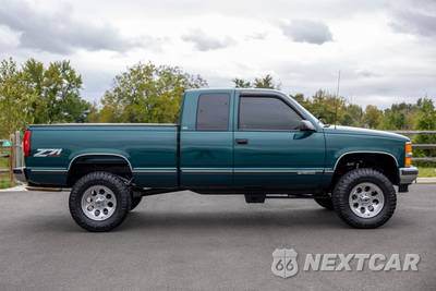 1995 Chevrolet K1500 Extended Cab Medium Bed - zdjęcie 11 z 50 - miniatura