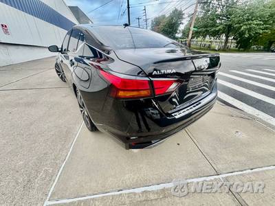 2020 Nissan Altima SR - zdjęcie 7 z 20 - miniatura