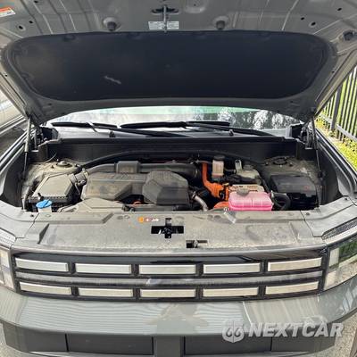 2025 Hyundai Santa Fe Hybrid SEL - zdjęcie 4 z 29 - miniatura