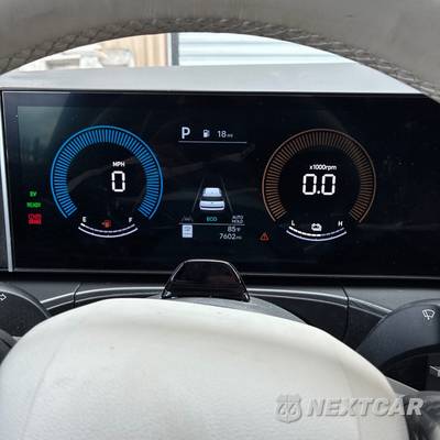 2025 Hyundai Santa Fe Hybrid SEL - zdjęcie 8 z 29 - miniatura