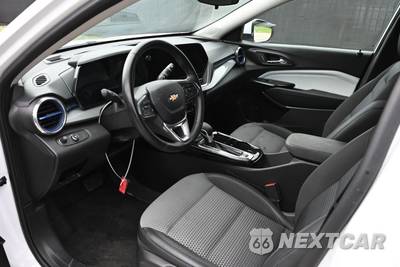 2025 Chevrolet Trax LT - zdjęcie 11 z 19 - miniatura