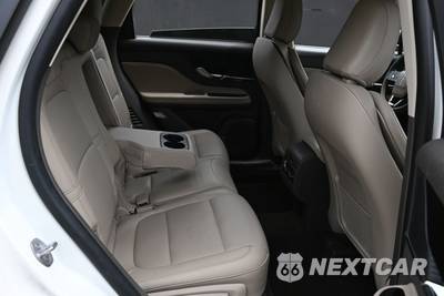 2022 Lincoln Corsair Standard - zdjęcie 17 z 20 - miniatura