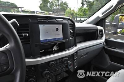 2023 Ford Super Duty F-250 XL Crew Cab Medium Bed - zdjęcie 13 z 23 - miniatura