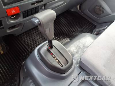 2018 Chevrolet 4500 Base Low Tilt - zdjęcie 12 z 28 - miniatura