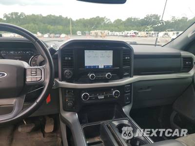 2023 Ford F-150 XLT Crew Cab Short Bed - zdjęcie 11 z 32 - miniatura