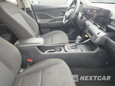 2025 Hyundai Kona SEL - zdjęcie 8 z 19 - miniatura