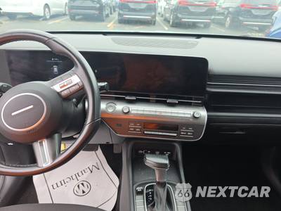 2025 Hyundai Kona SEL - zdjęcie 11 z 19 - miniatura