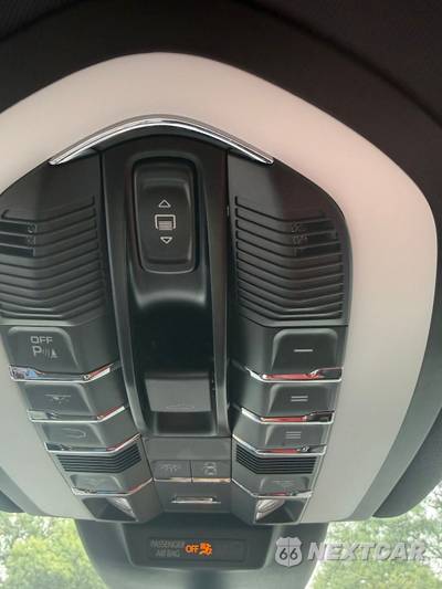 2024 Porsche Macan - zdjęcie 11 z 14 - miniatura