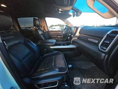 2020 Ram 1500 Laramie Crew Cab Short Bed - zdjęcie 8 z 30 - miniatura