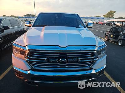 2020 Ram 1500 Laramie Crew Cab Short Bed - zdjęcie 2 z 30 - miniatura