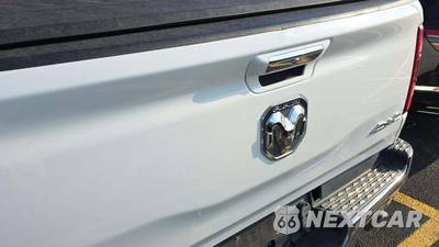 2020 Ram 1500 Laramie Crew Cab Short Bed - zdjęcie 22 z 30 - miniatura