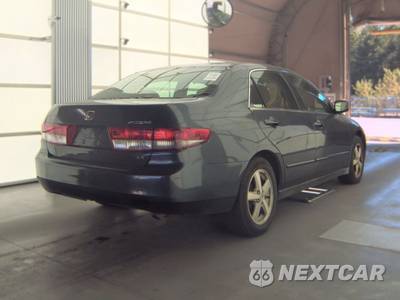 2004 Honda Accord Sedan LX - zdjęcie 5 z 68 - miniatura