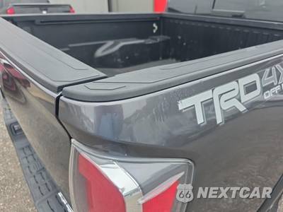 2021 Toyota Tacoma TRD Off-Road Crew Cab Medium Bed - zdjęcie 21 z 24 - miniatura