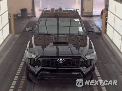2025 Toyota Tacoma TRD Sport Crew Cab Long Bed - zdjęcie 2 z 28 - miniatura