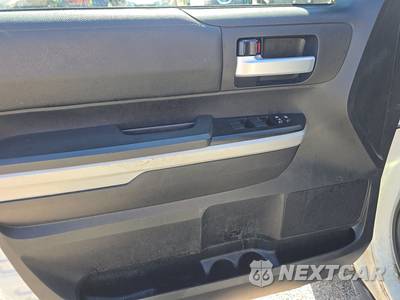 2021 Toyota Tundra SR5 Crew Cab Short Bed - zdjęcie 9 z 32 - miniatura