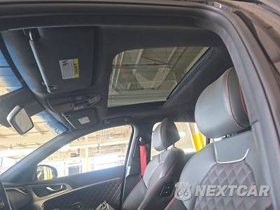 2023 Genesis G70 3.3T Standard - zdjęcie 17 z 45 - miniatura