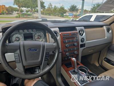 2010 Ford F-150 Lariat Crew Cab Medium Bed - zdjęcie 14 z 21 - miniatura