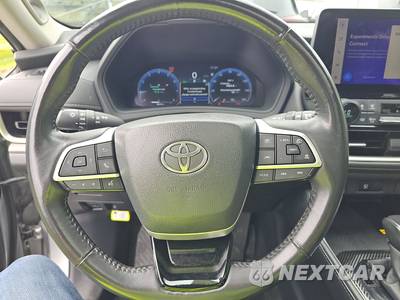 2024 Toyota Grand Highlander Limited - zdjęcie 10 z 39 - miniatura