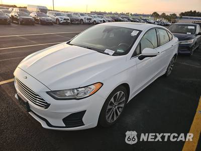 2019 Ford Fusion SE - zdjęcie 1 z 33 - miniatura