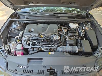 2025 Toyota Camry SE - zdjęcie 12 z 18 - miniatura