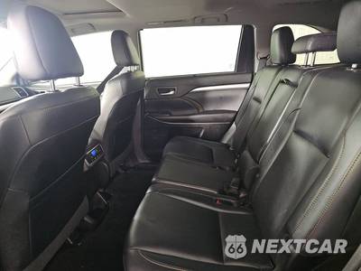 2017 Toyota Highlander XLE - zdjęcie 13 z 29 - miniatura