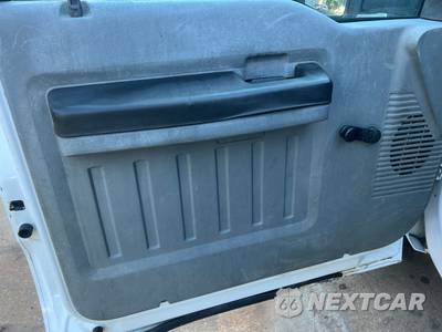 2011 Ford Super Duty F-450 Cab Chassis XL Regular Cab DRW - zdjęcie 9 z 23 - miniatura