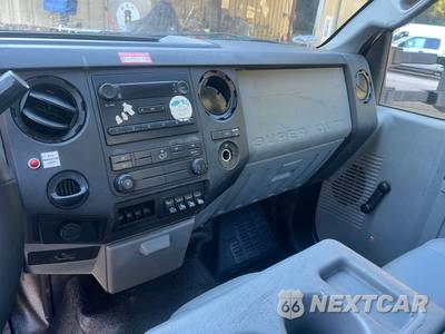 2011 Ford Super Duty F-450 Cab Chassis XL Regular Cab DRW - zdjęcie 14 z 23 - miniatura
