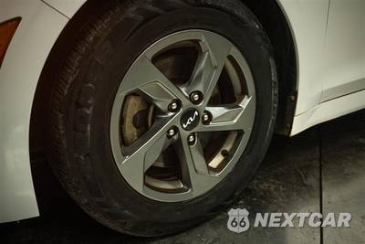 2022 Kia K5 LXS - zdjęcie 3 z 26 - miniatura