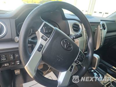 2019 Toyota Tundra SR5 Crew Cab Short Bed - zdjęcie 10 z 30 - miniatura