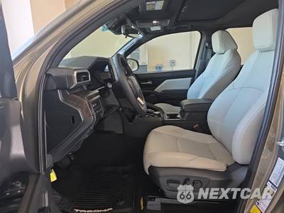 2024 Toyota Tacoma Limited Crew Cab Medium Bed - zdjęcie 7 z 16 - miniatura