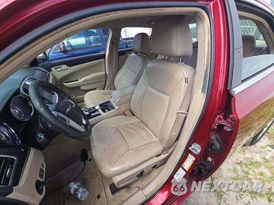 2013 Chrysler 300 - zdjęcie 4 z 9 - miniatura