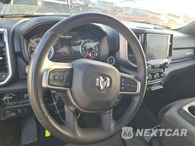 2025 Ram 1500 Big Horn Crew Cab Short Bed - zdjęcie 10 z 24 - miniatura