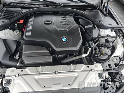 2024 BMW 3 Series Sedan 330i xDrive M SPORT LINE - zdjęcie 15 z 22 - miniatura