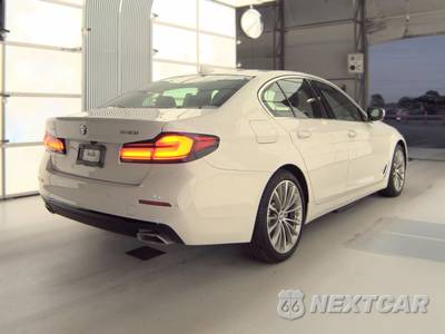 2023 BMW 5 Series Sedan 540i xDrive - zdjęcie 4 z 20 - miniatura