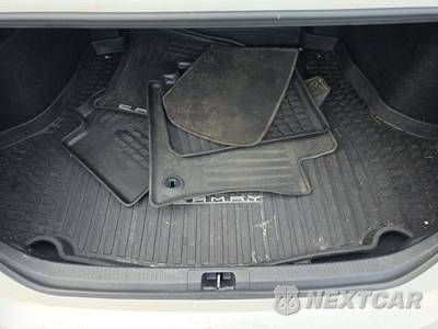 2019 Toyota Camry XSE - zdjęcie 16 z 32 - miniatura