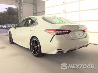 2019 Toyota Camry XSE - zdjęcie 6 z 32 - miniatura