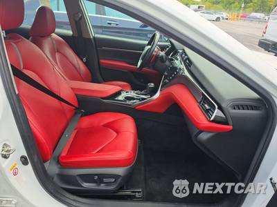 2019 Toyota Camry XSE - zdjęcie 8 z 32 - miniatura
