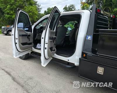 2019 Ford Super Duty F-350 Cab Chassis XL Crew Cab DRW - zdjęcie 13 z 18 - miniatura