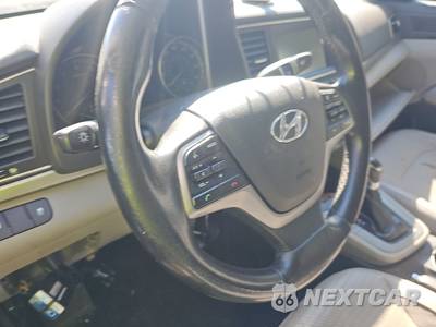 2017 Hyundai Elantra Limited Sedan - zdjęcie 10 z 17 - miniatura
