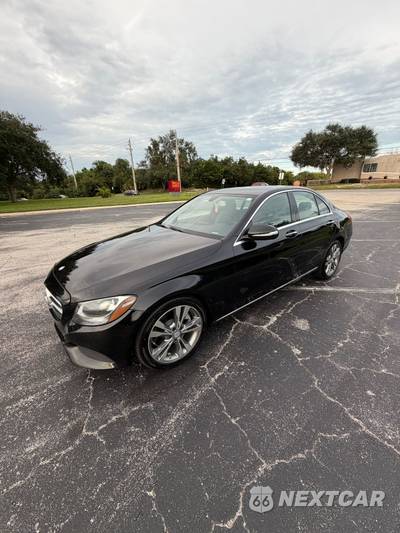 2015 Mercedes-Benz C 300 Sedan - zdjęcie 4 z 10 - miniatura
