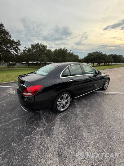 2015 Mercedes-Benz C 300 Sedan - zdjęcie 5 z 10 - miniatura