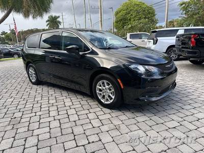 2023 Chrysler Voyager LX 121.6" WB - zdjęcie 17 z 41 - miniatura