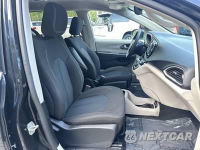 2023 Chrysler Voyager LX 121.6" WB - zdjęcie 30 z 41 - miniatura